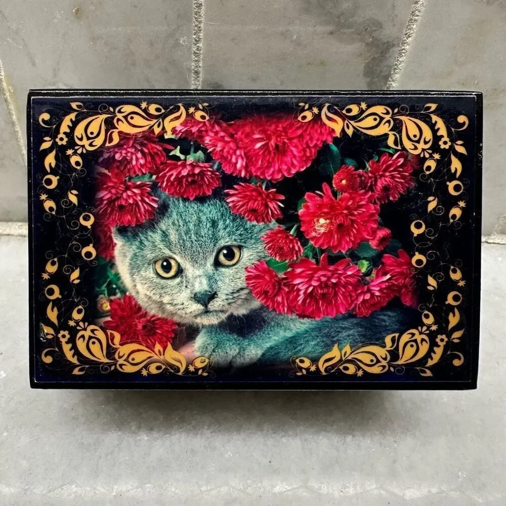 Vintage Wood Russian Blue Kitten Cat Flowers Handpainted Lacquer Box 3.5
